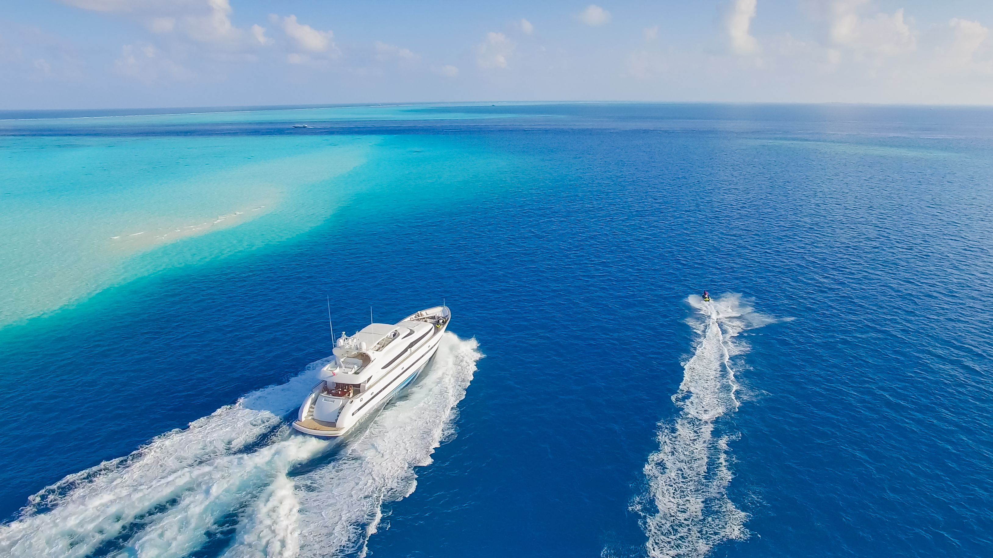 Maldives crystal blue waters